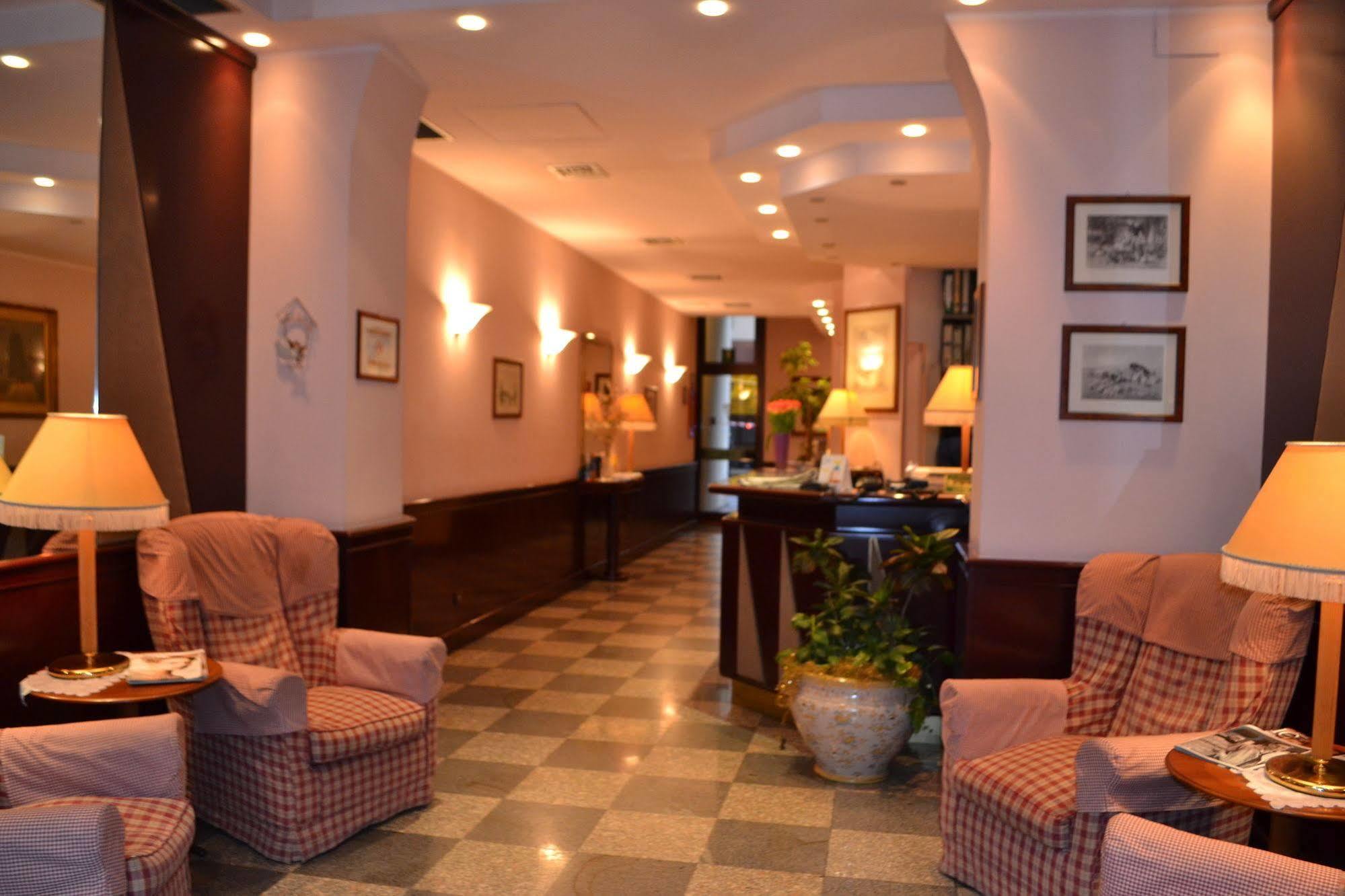 Buenos Aires Hotel Milan Extérieur photo